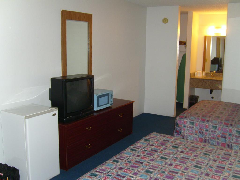 Stagecoach Inn Motel Molalla Room photo